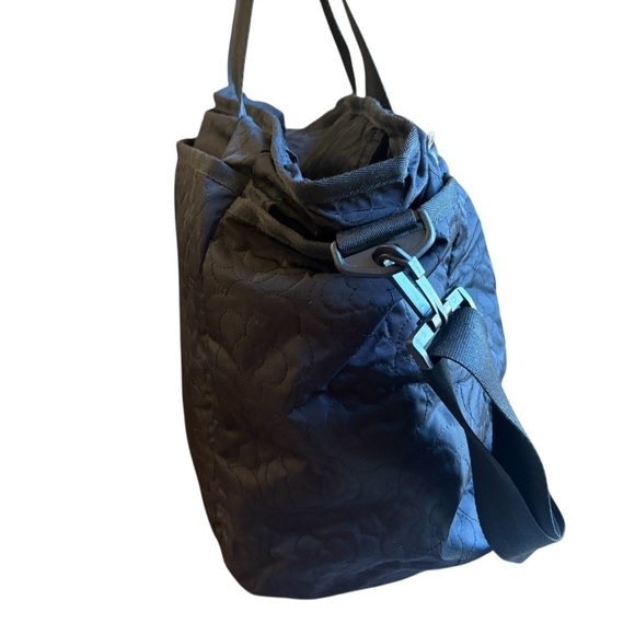 Lesportsac Duffel Bag Travel Black Quilted Large - Picture 3 of 11